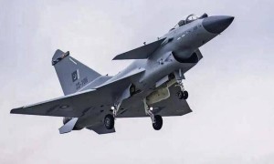 官方确认：歼10CE一举击落多架战机，自己无一损失