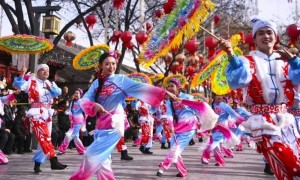 “史上最长春节假期”多地公交、地铁免费，福州连免17天