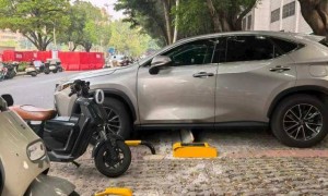 佛山路边停车收费出“奇招”，被称“吃相难看”