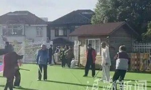 多名老人闯入幼儿园练剑健身，园方无奈报警：撬锁进来的