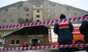 土耳其滑雪度假区火灾案宣判 11人被判终身监禁不得假释