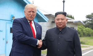 特朗普开启亚洲行:若金正恩愿意 访韩时可以会面